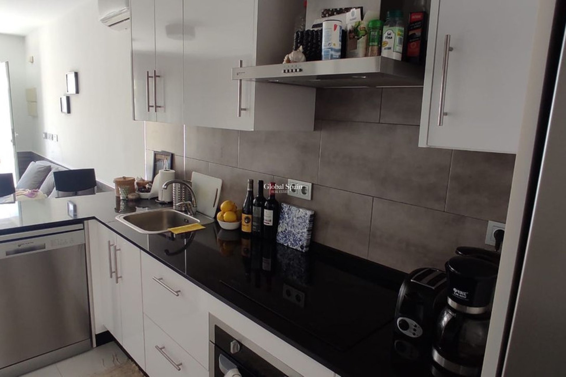 Wederverkoop - VILLA -
ORIHUELA COSTA - Costa Blanca