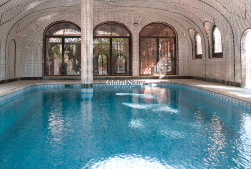 Wederverkoop - VILLA -
ORIHUELA COSTA - Costa Blanca