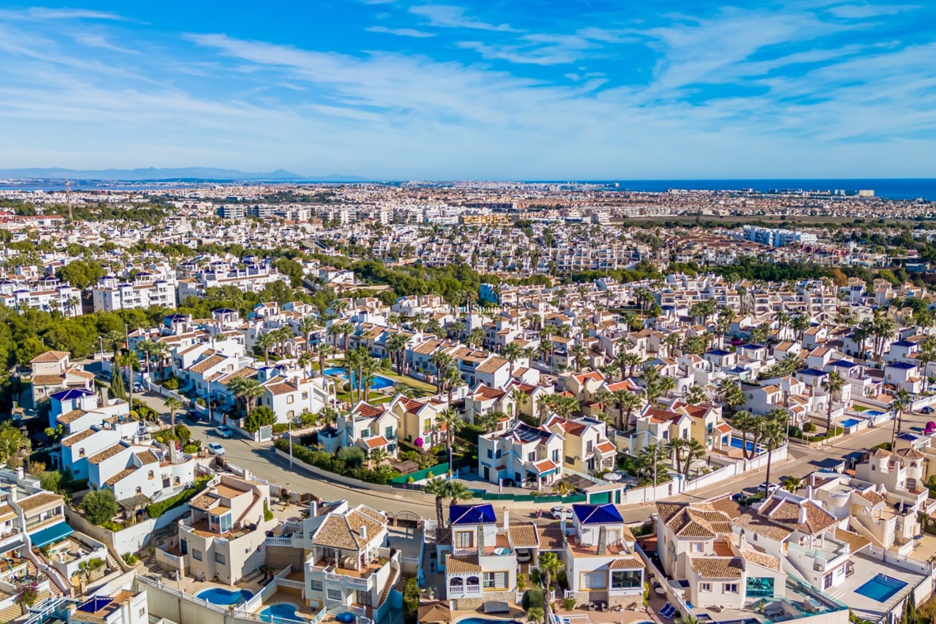 Wederverkoop - VILLA -
ORIHUELA COSTA - Costa Blanca