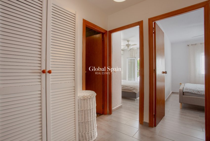 Wederverkoop - VILLA -
ORIHUELA COSTA - Costa Blanca