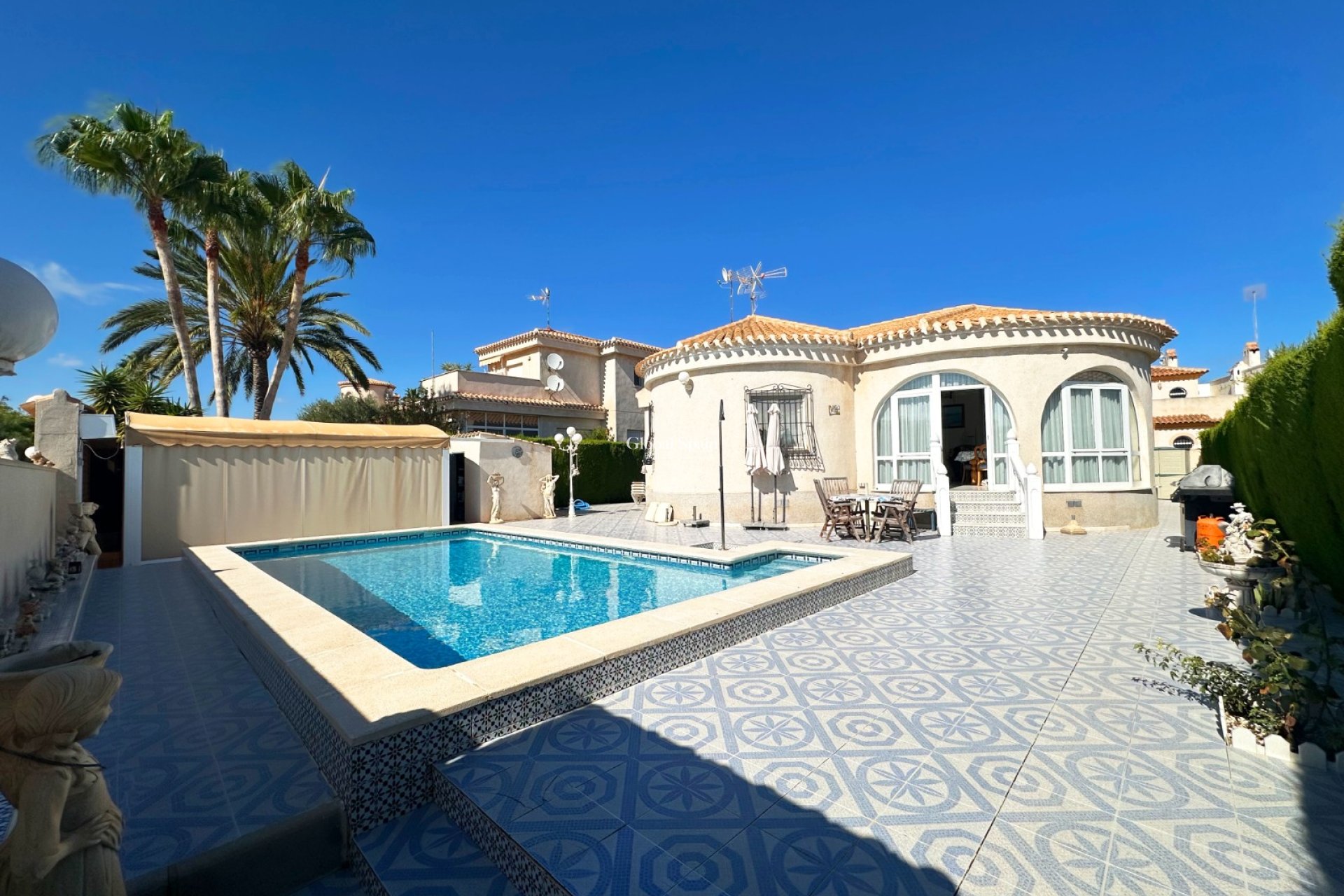 Wederverkoop - VILLA -
ORIHUELA COSTA - Costa Blanca
