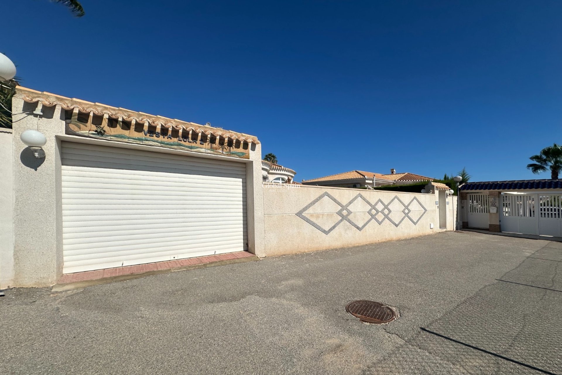 Wederverkoop - VILLA -
ORIHUELA COSTA - Costa Blanca