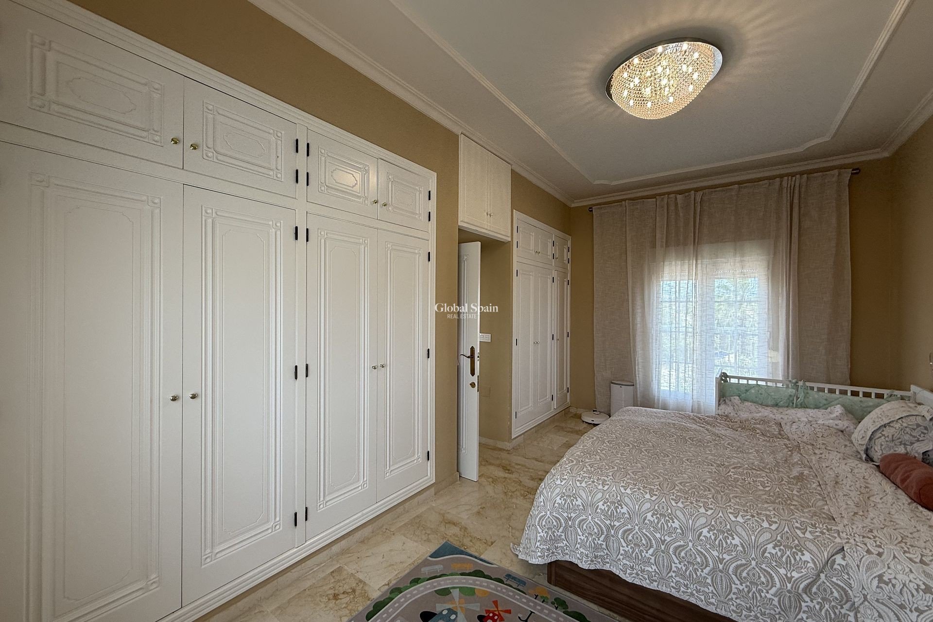 Wederverkoop - VILLA -
ORIHUELA COSTA - Costa Blanca