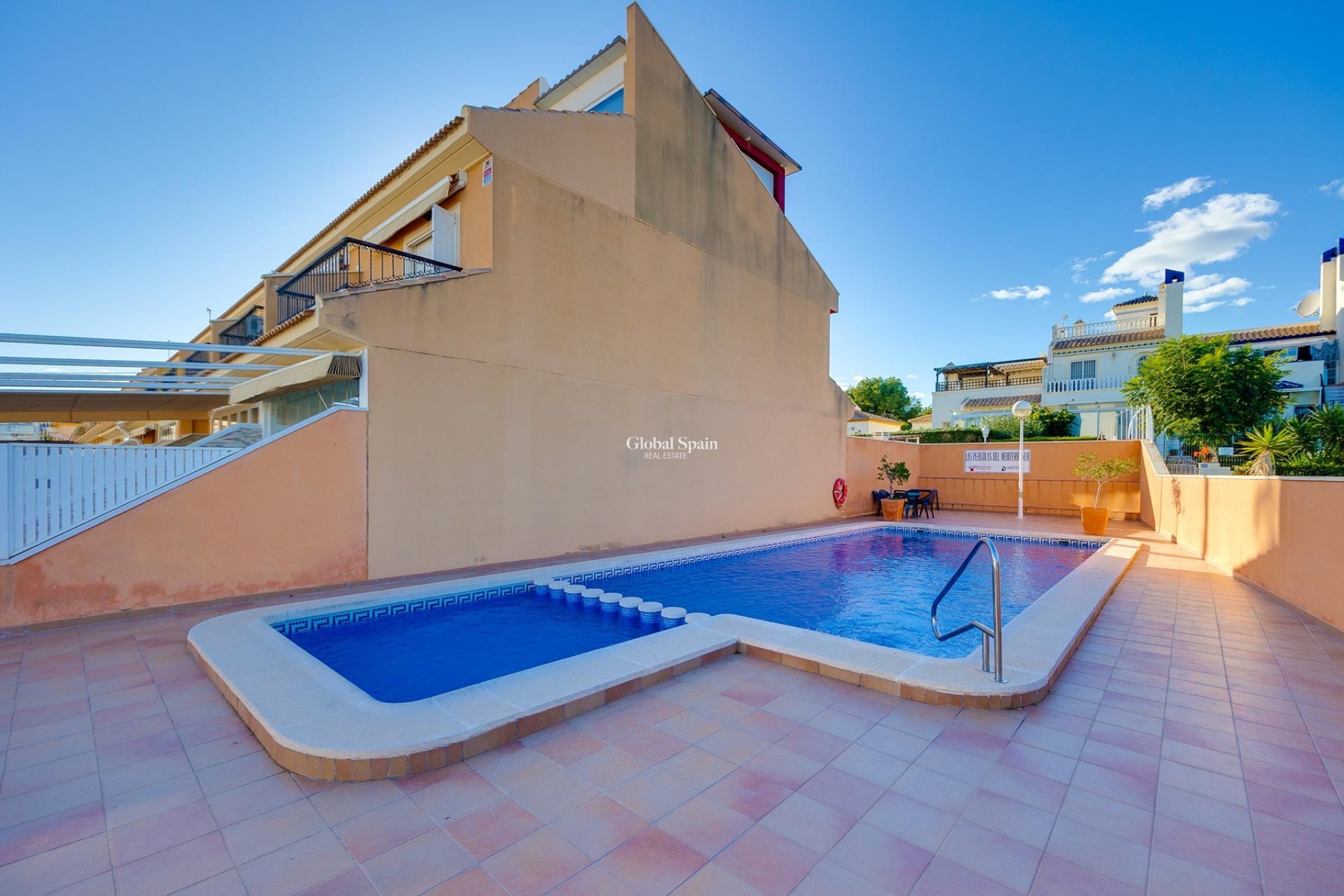 Wederverkoop - VILLA -
ORIHUELA COSTA - Costa Blanca