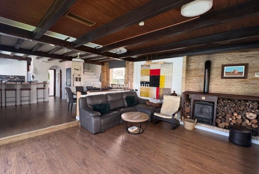 Wederverkoop - VILLA -
ORIHUELA COSTA - Costa Blanca