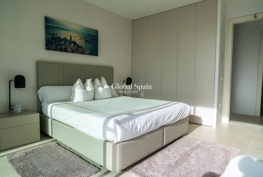 Wederverkoop - VILLA -
ORIHUELA COSTA - Costa Blanca