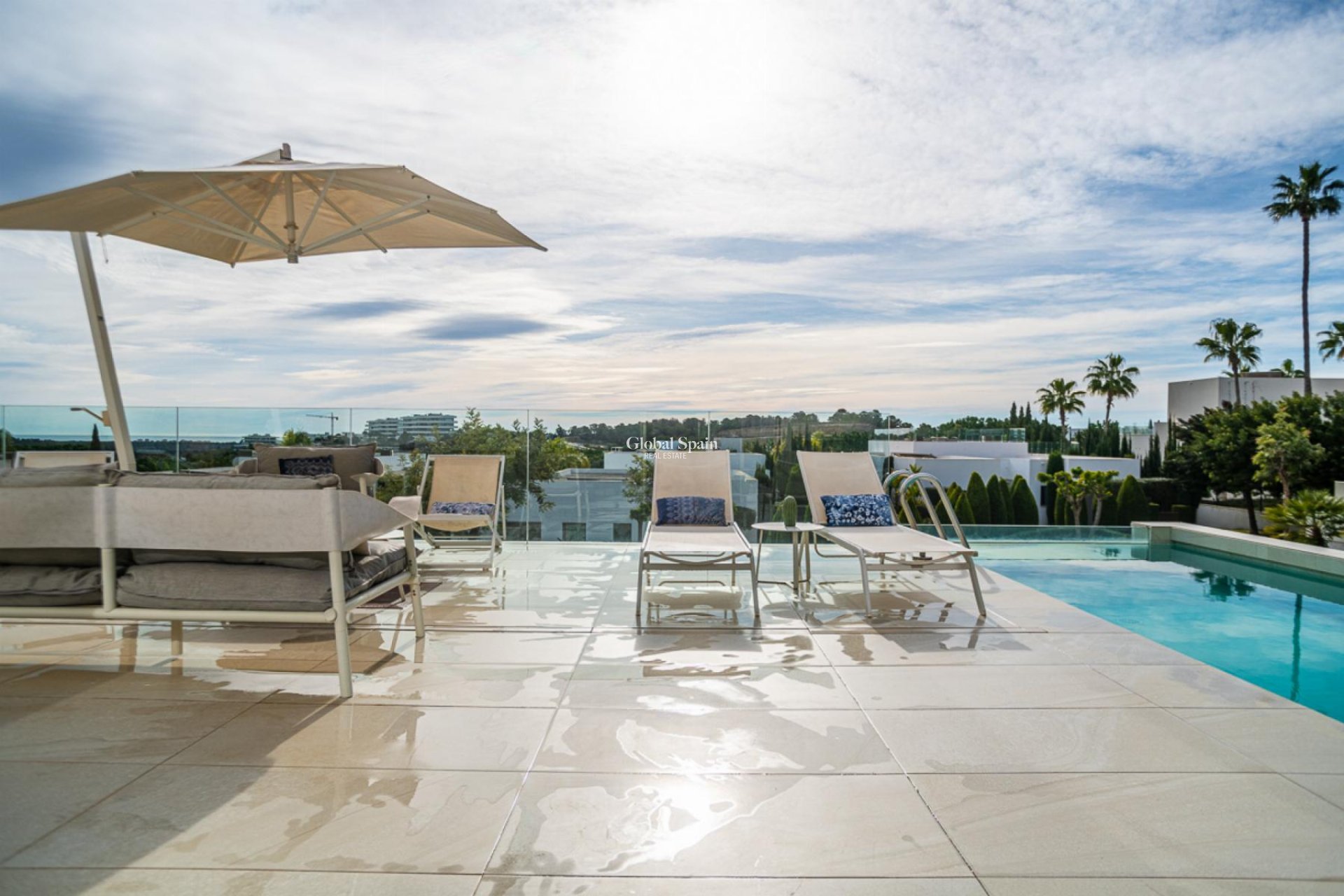 Wederverkoop - VILLA -
ORIHUELA COSTA - Costa Blanca