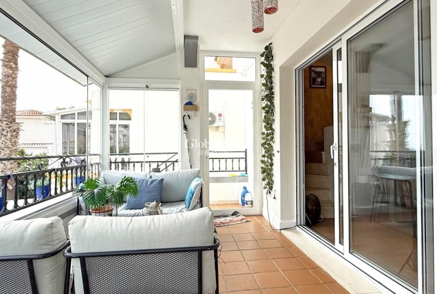 Wederverkoop - VILLA -
ORIHUELA COSTA - Costa Blanca