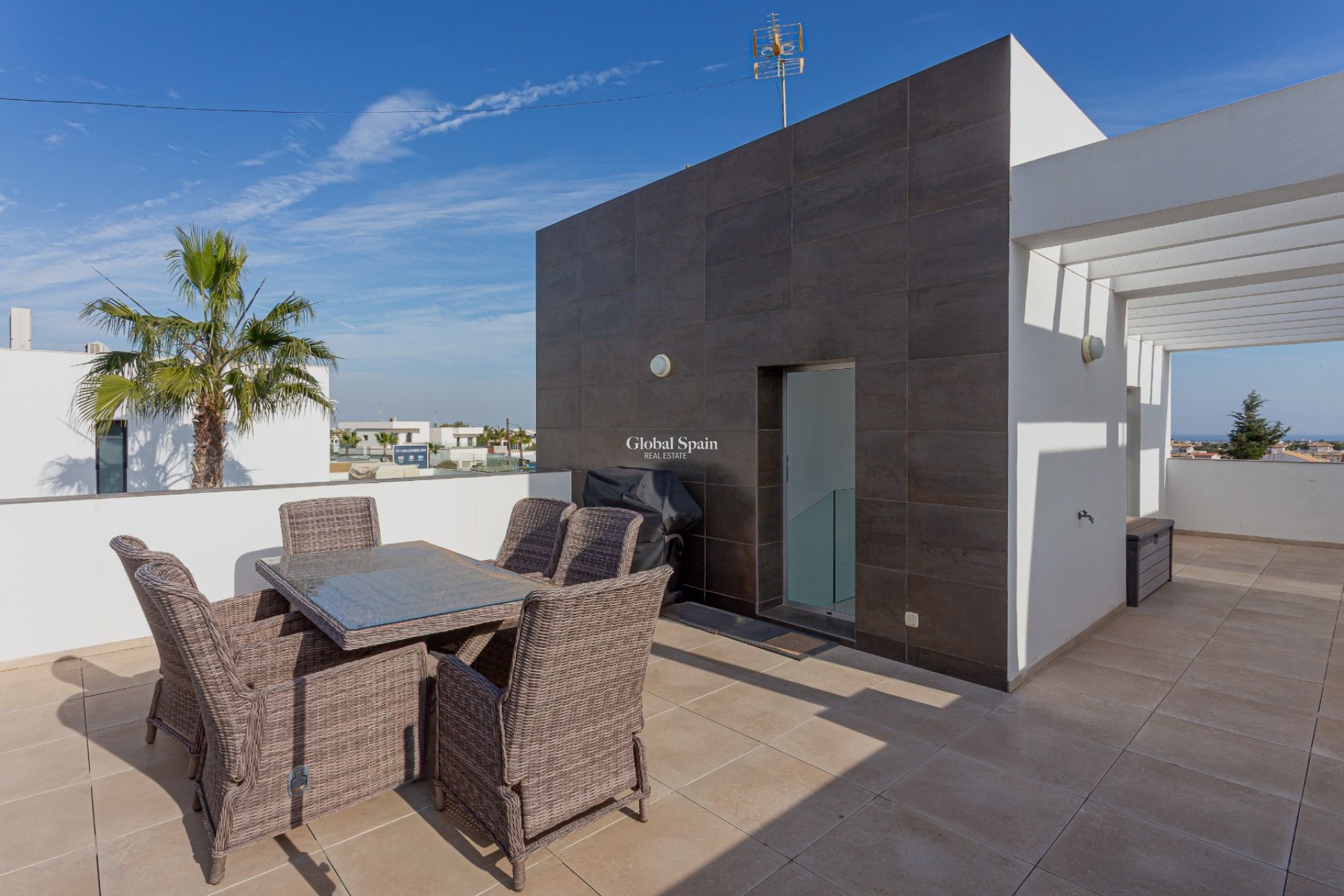 Wederverkoop - VILLA -
ORIHUELA COSTA - Costa Blanca