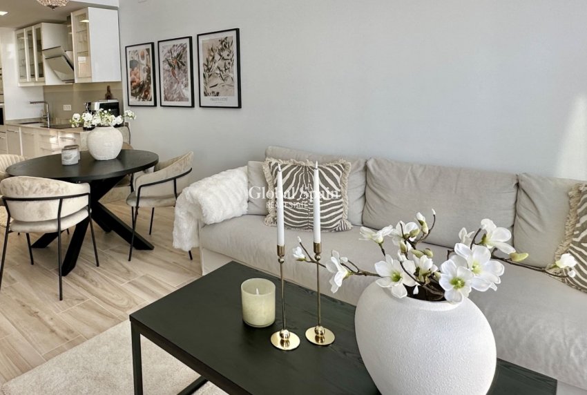 Wederverkoop - VILLA -
ORIHUELA COSTA - Costa Blanca