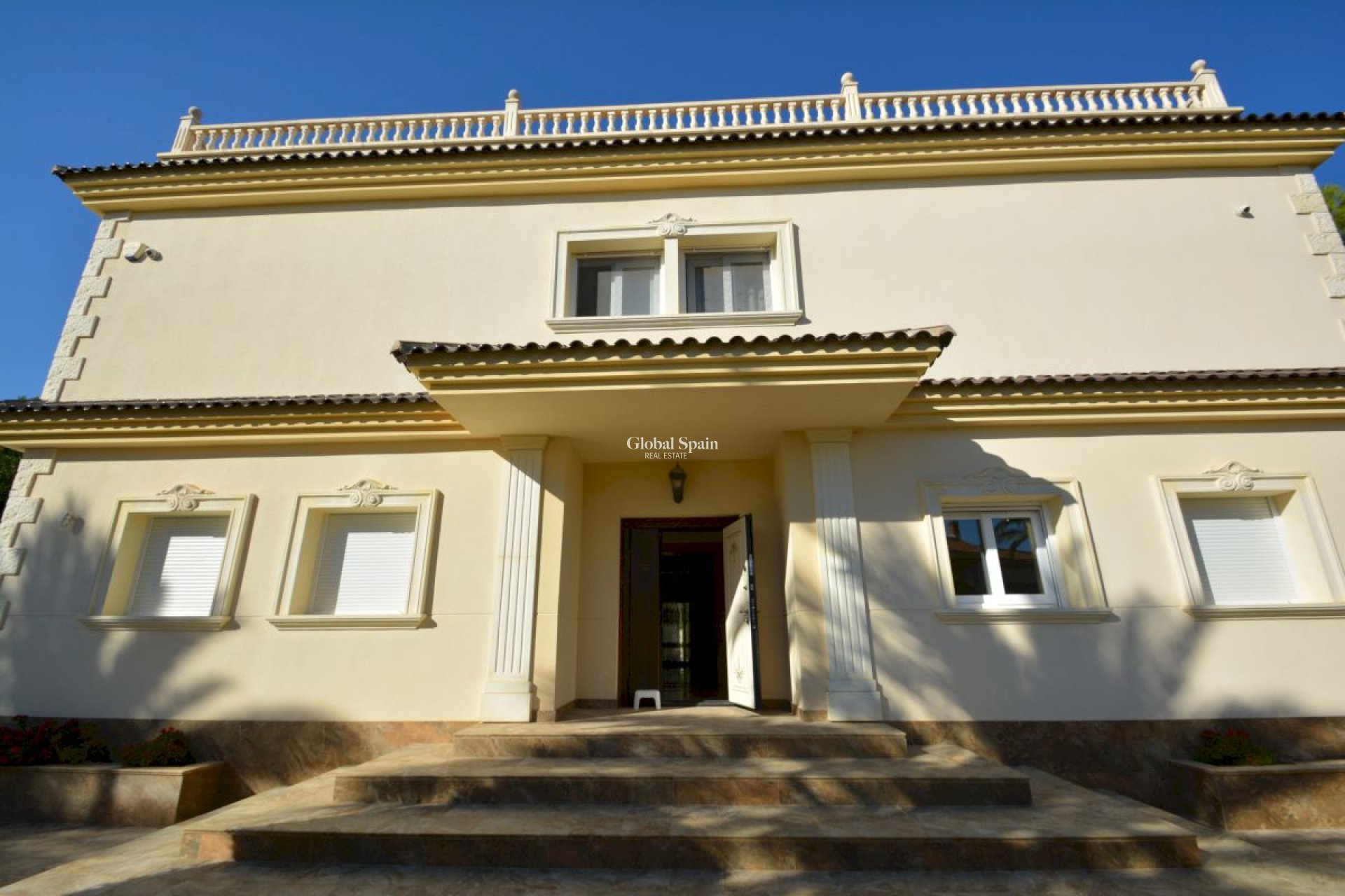 Wederverkoop - VILLA -
ORIHUELA COSTA - Costa Blanca
