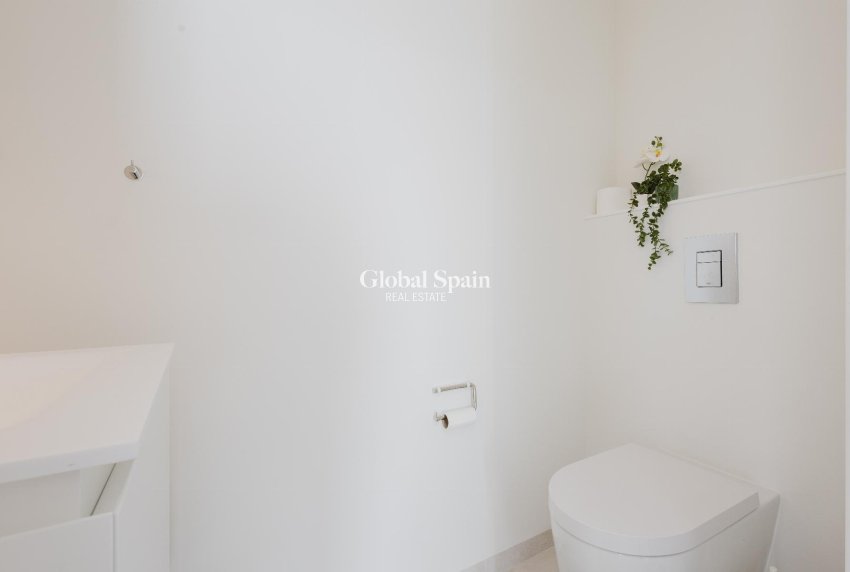 Wederverkoop - VILLA -
ORIHUELA COSTA - Costa Blanca