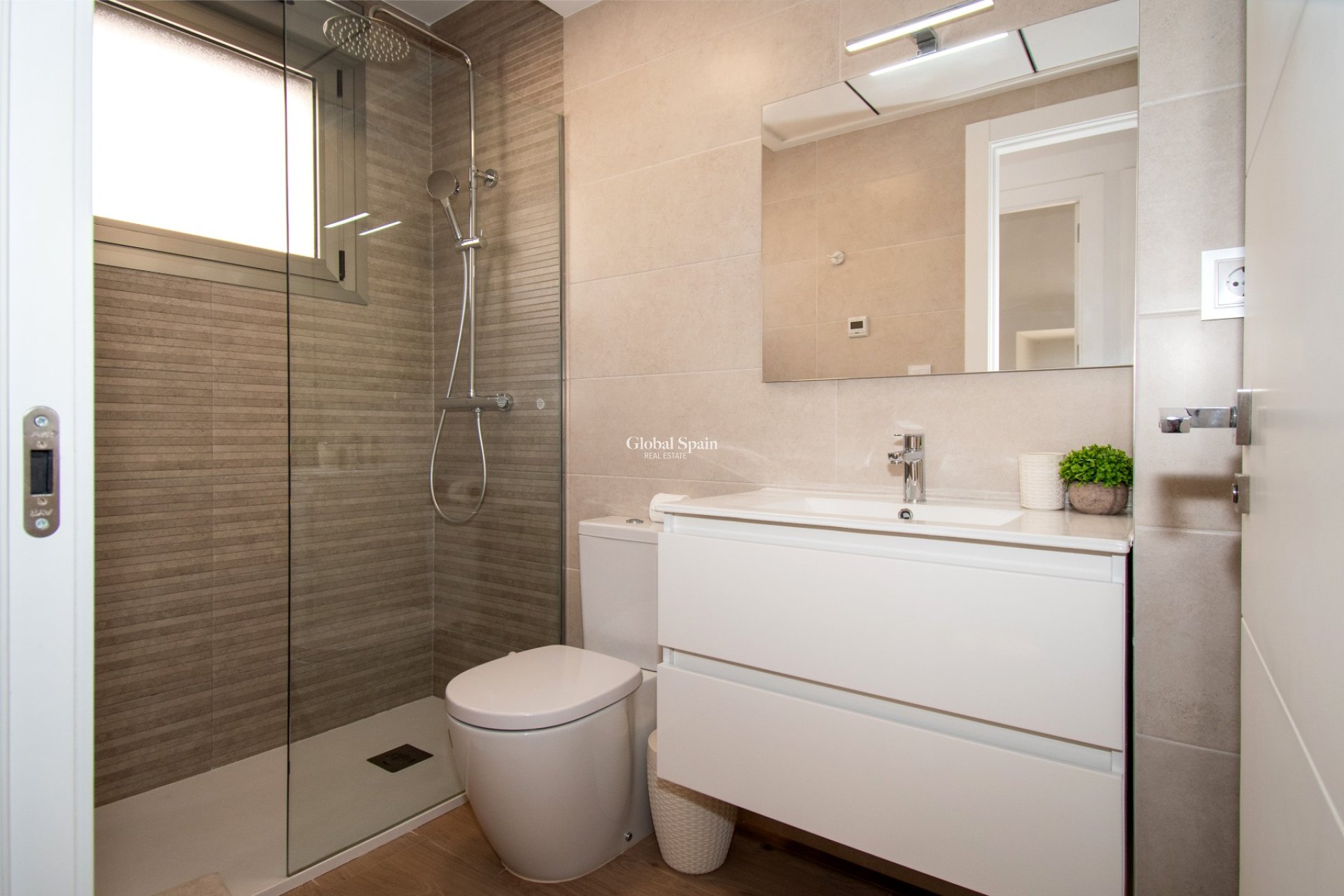 Wederverkoop - VILLA -
ORIHUELA COSTA - Costa Blanca