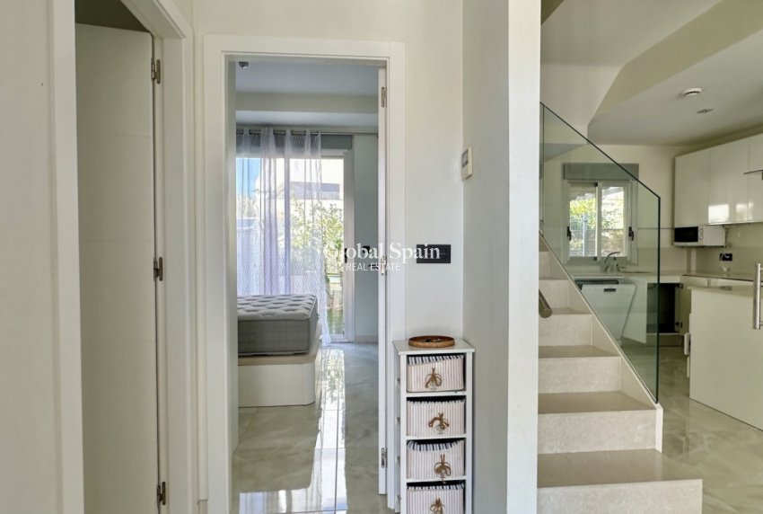 Wederverkoop - VILLA -
ORIHUELA COSTA - Costa Blanca