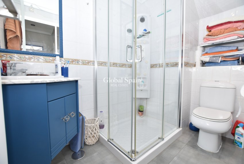 Wederverkoop - VILLA -
ORIHUELA COSTA - Costa Blanca