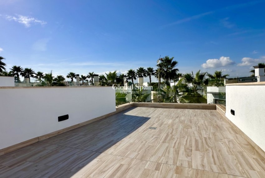 Wederverkoop - VILLA -
ORIHUELA COSTA - Costa Blanca