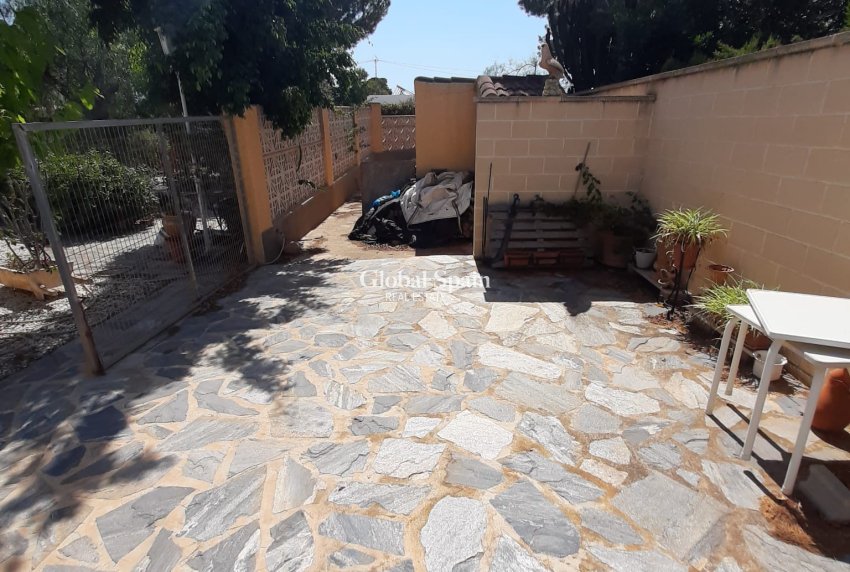 Wederverkoop - VILLA -
ORIHUELA COSTA - Costa Blanca