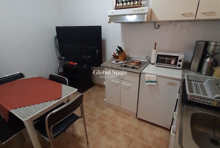 Wederverkoop - VILLA -
ORIHUELA COSTA - Costa Blanca