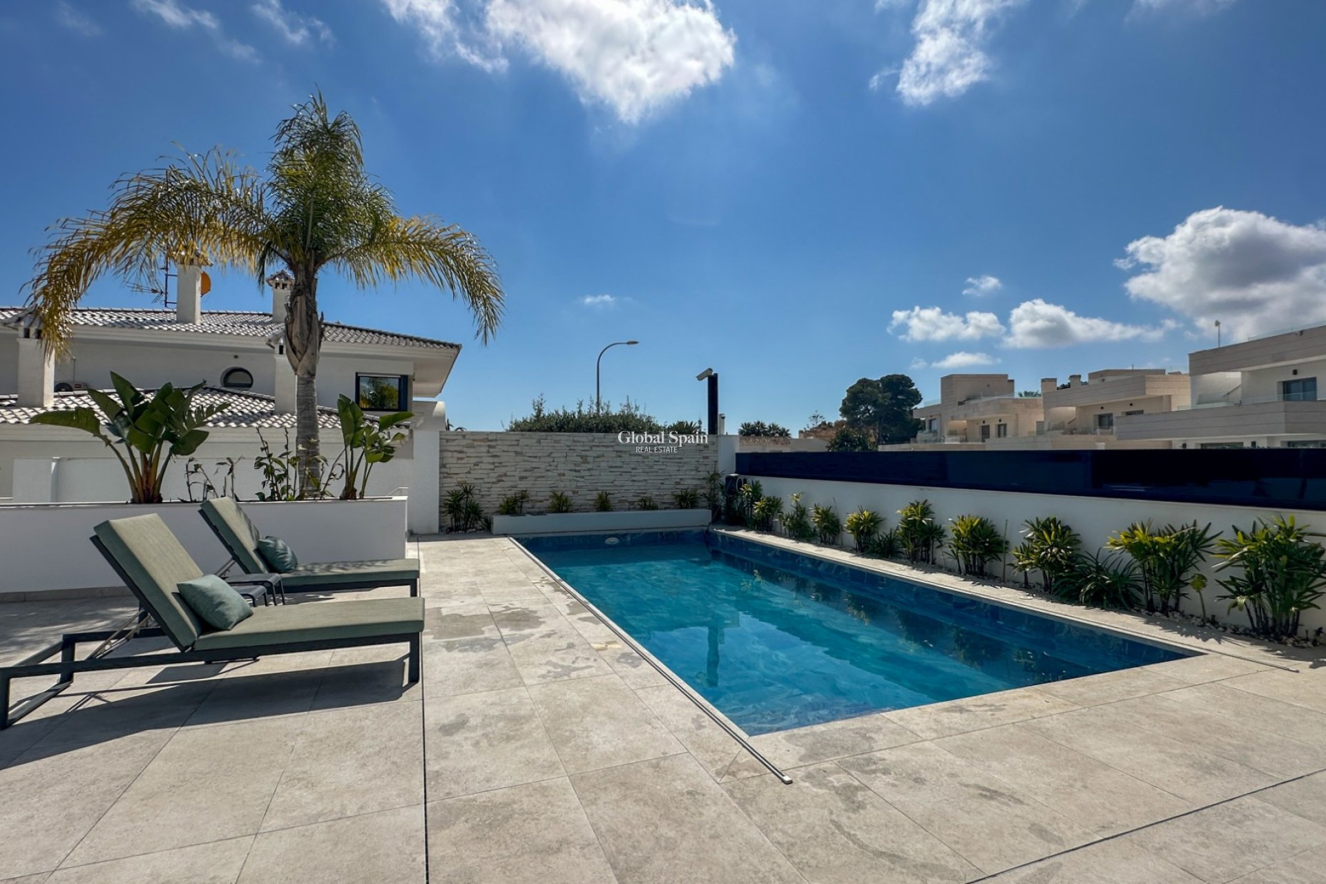 Wederverkoop - VILLA -
ORIHUELA COSTA - Costa Blanca