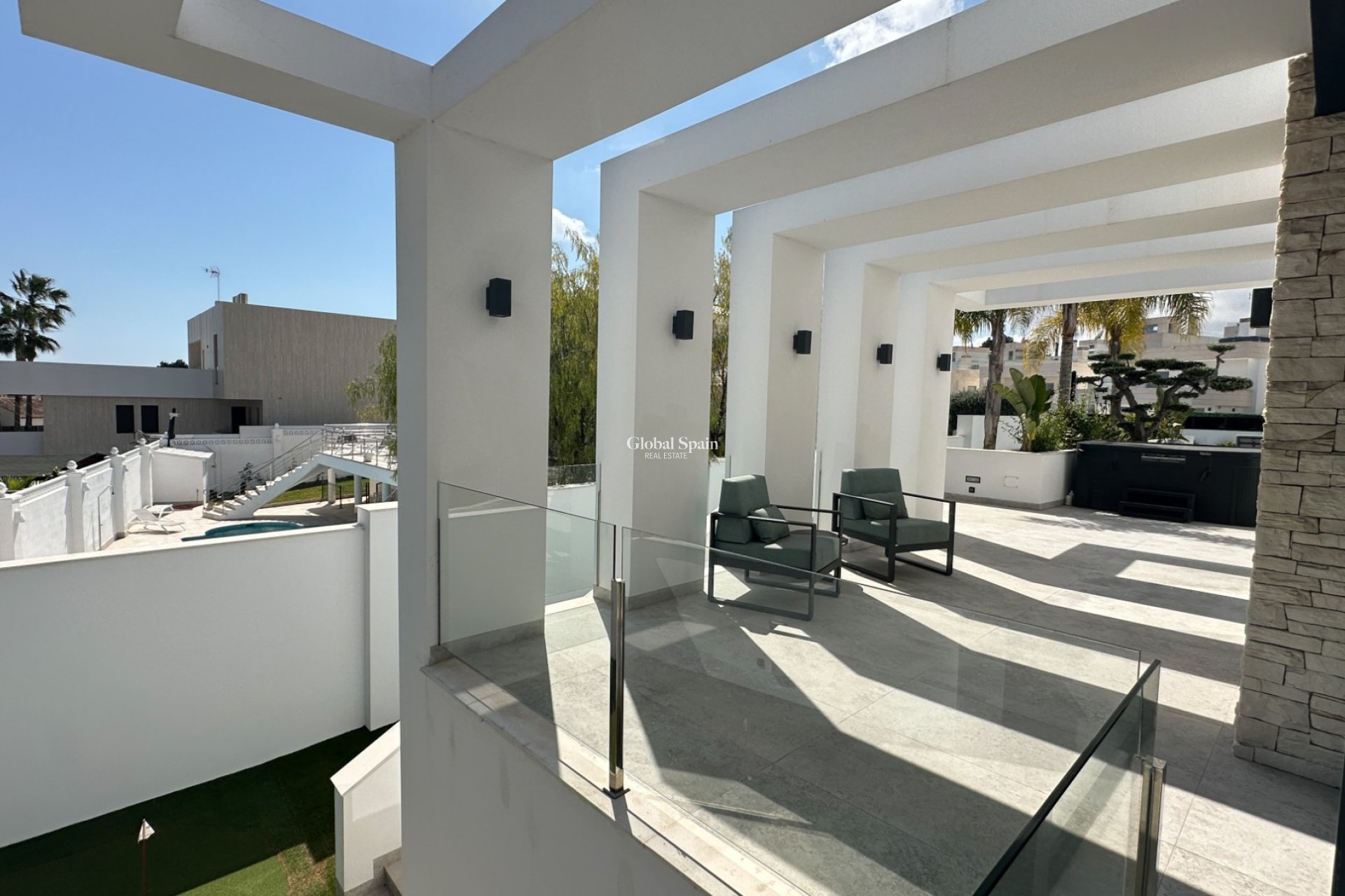 Wederverkoop - VILLA -
ORIHUELA COSTA - Costa Blanca