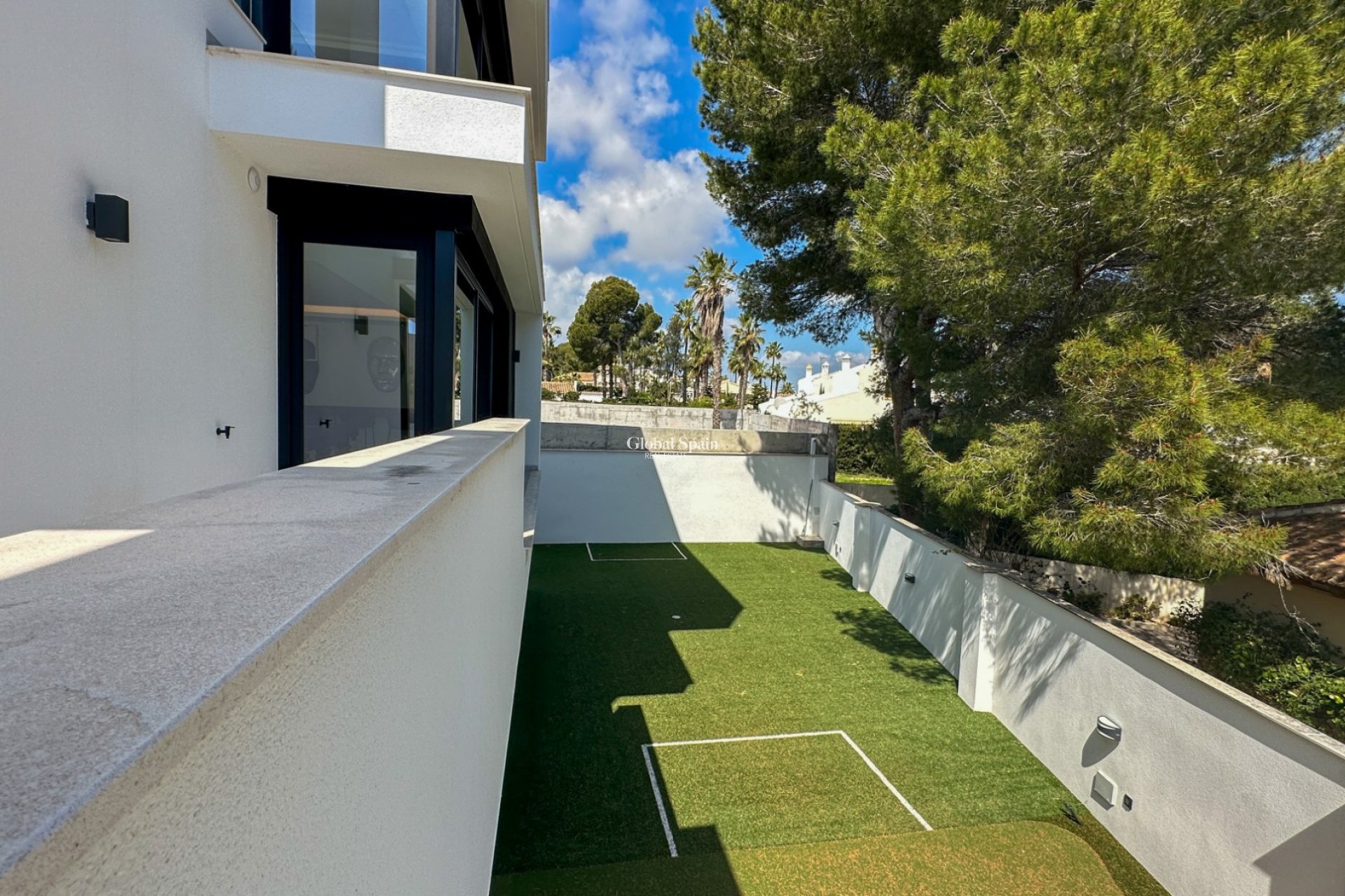 Wederverkoop - VILLA -
ORIHUELA COSTA - Costa Blanca