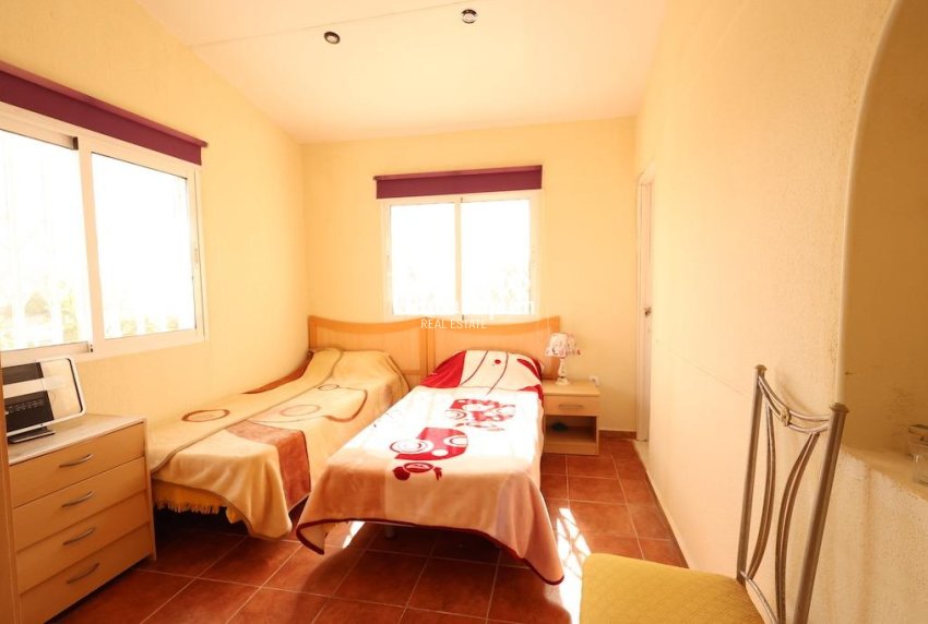 Wederverkoop - VILLA -
ORIHUELA COSTA - Costa Blanca