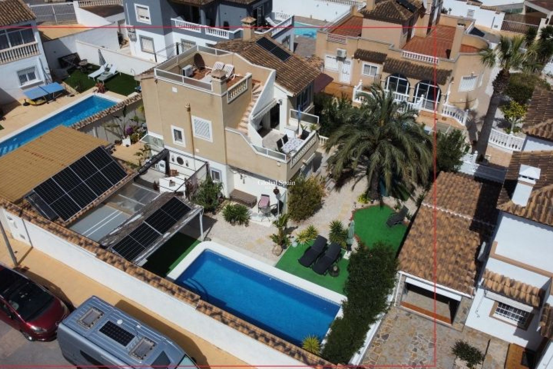 Wederverkoop - VILLA -
ORIHUELA COSTA - Costa Blanca