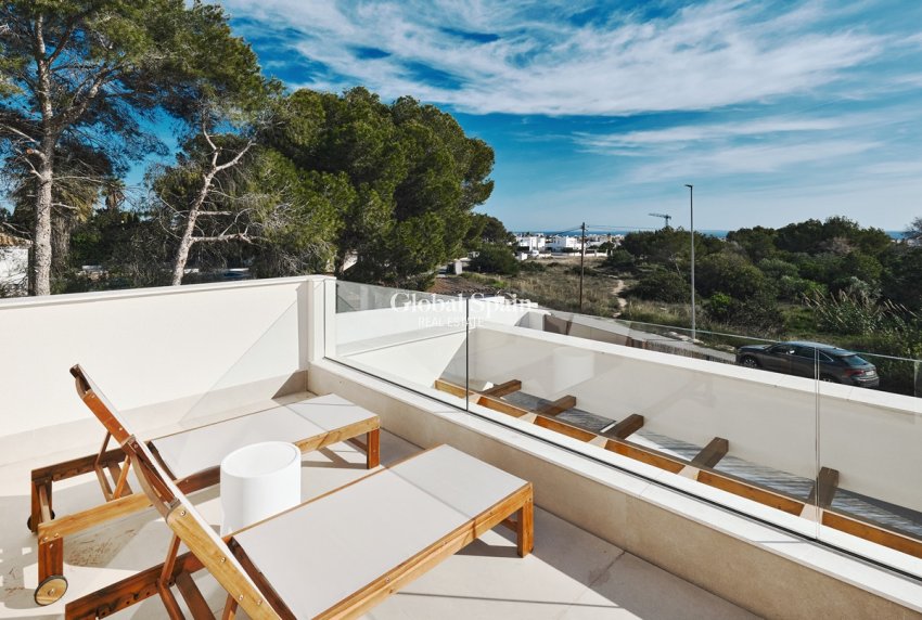 Wederverkoop - VILLA -
ORIHUELA COSTA - Costa Blanca