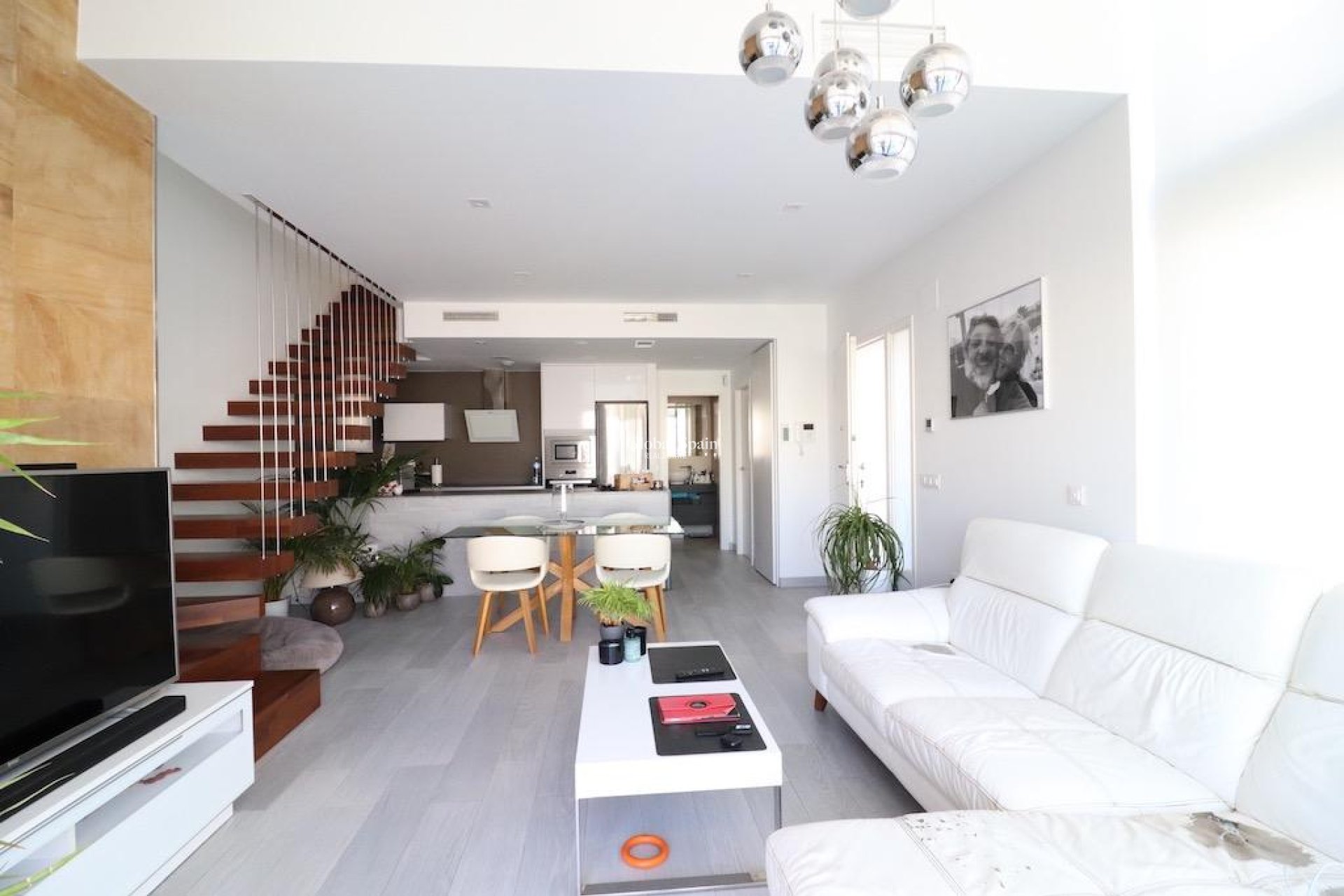 Wederverkoop - VILLA -
ORIHUELA COSTA - Costa Blanca