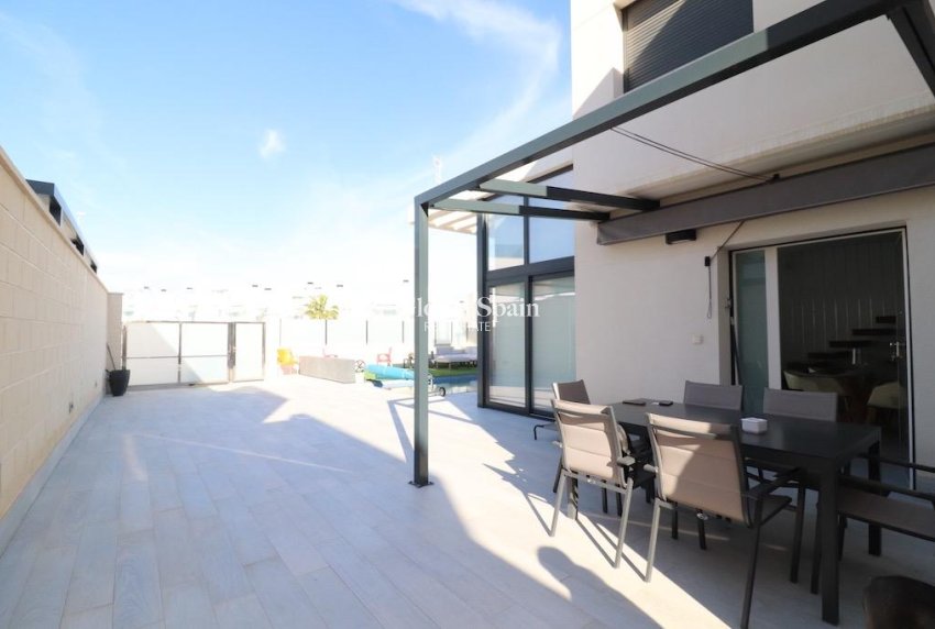Wederverkoop - VILLA -
ORIHUELA COSTA - Costa Blanca