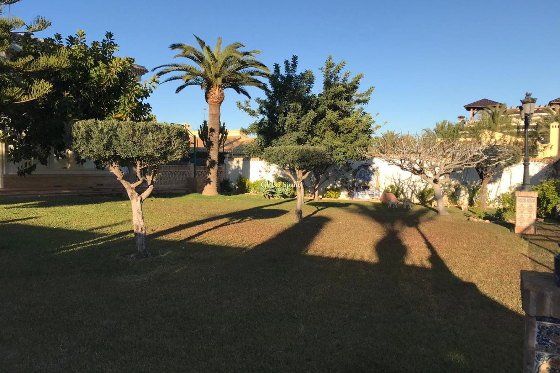 Wederverkoop - VILLA -
ORIHUELA COSTA - Costa Blanca