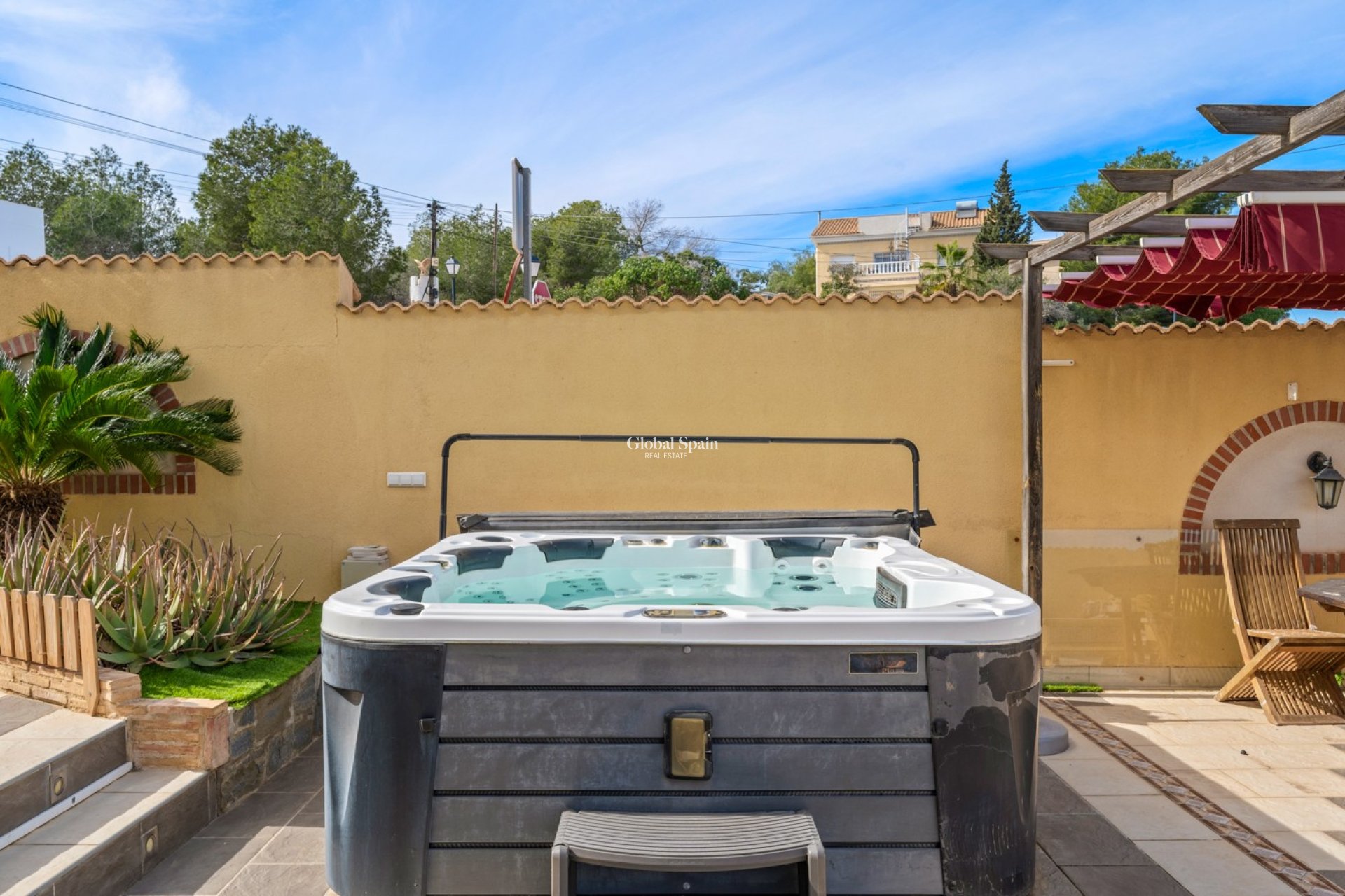 Wederverkoop - VILLA -
ORIHUELA COSTA - Costa Blanca