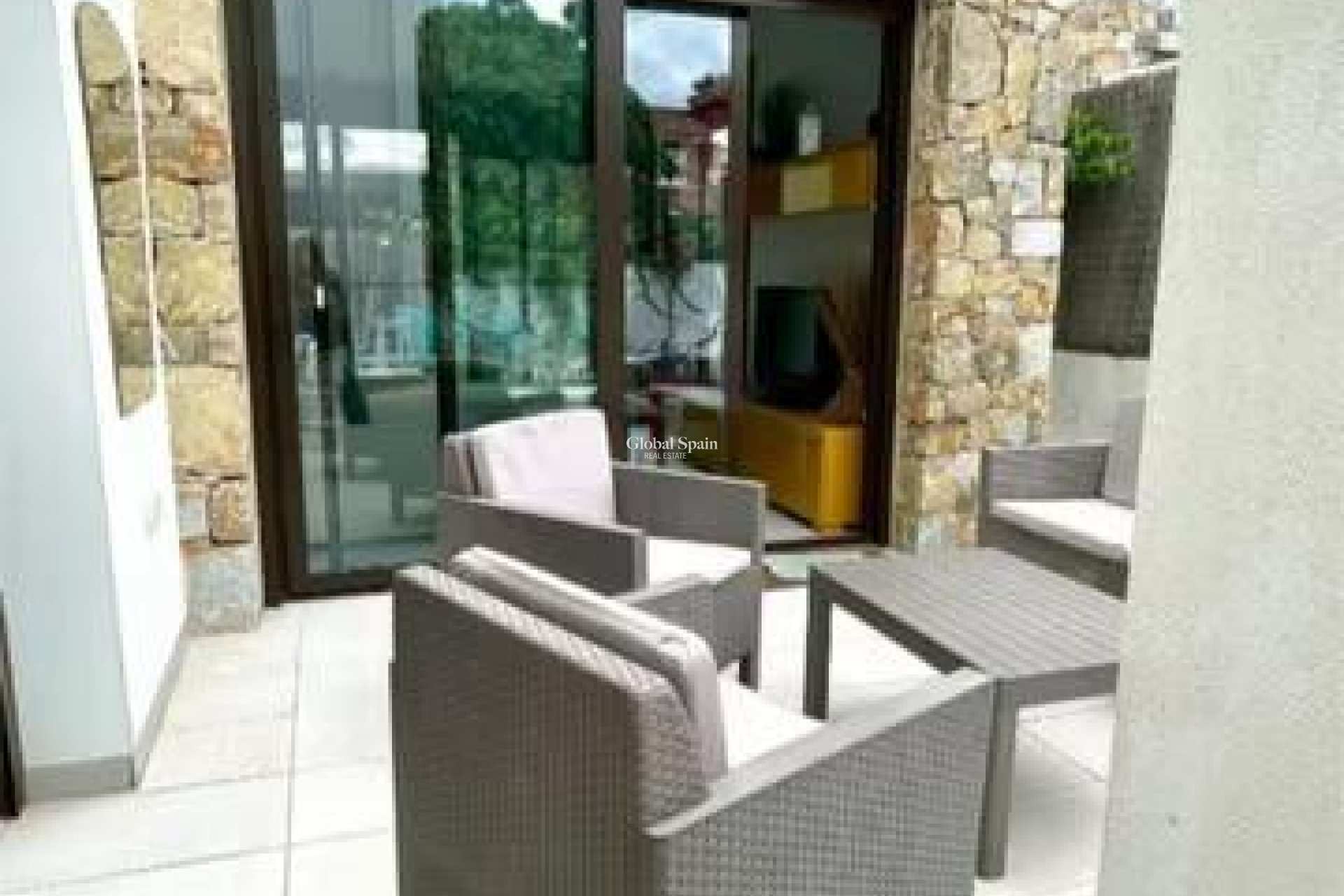 Wederverkoop - VILLA -
ORIHUELA COSTA - Costa Blanca