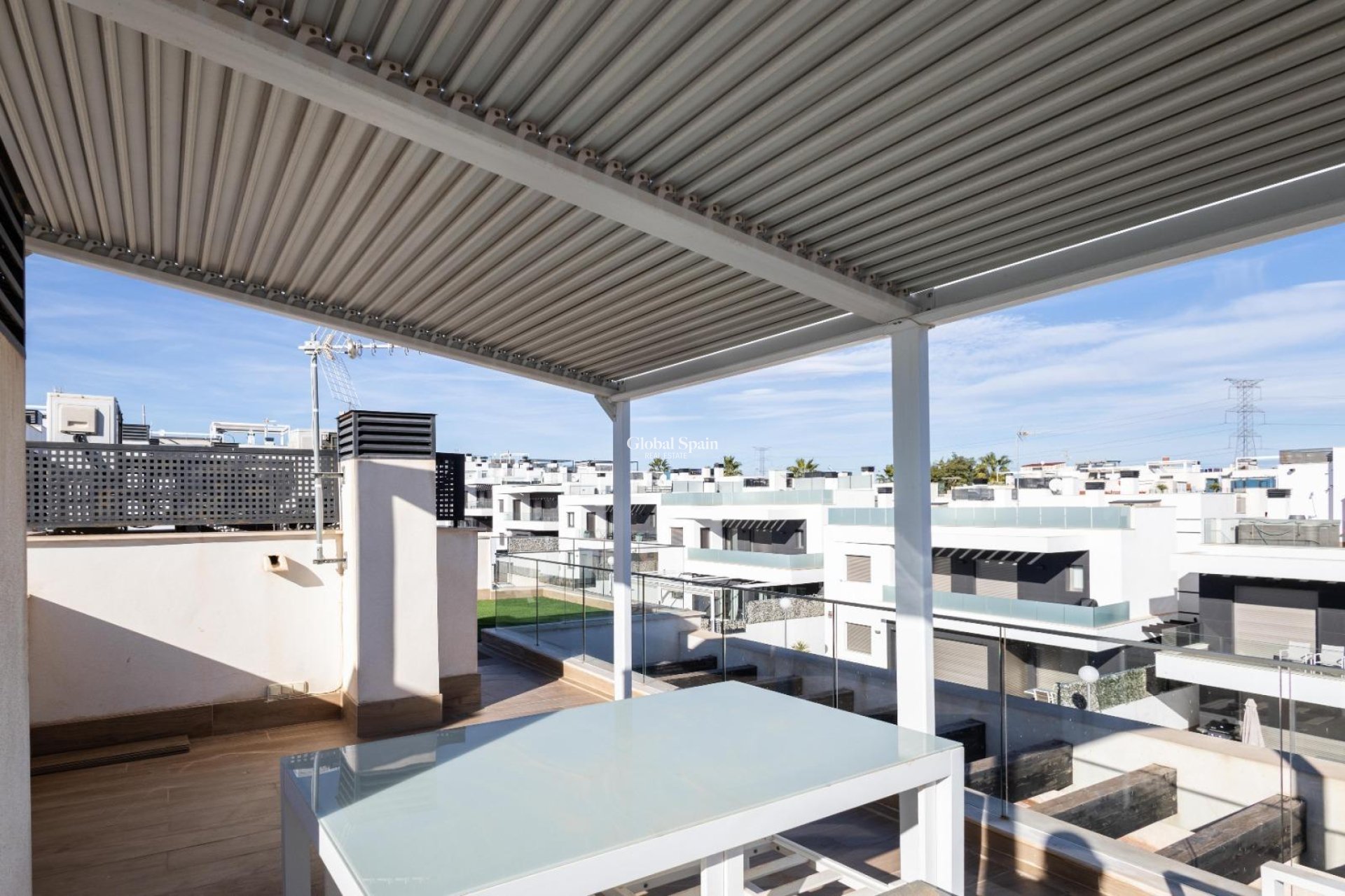 Wederverkoop - VILLA -
ORIHUELA COSTA - Costa Blanca