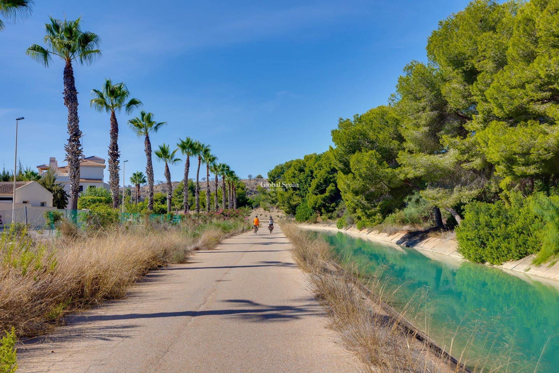Wederverkoop - VILLA -
ORIHUELA COSTA - Costa Blanca