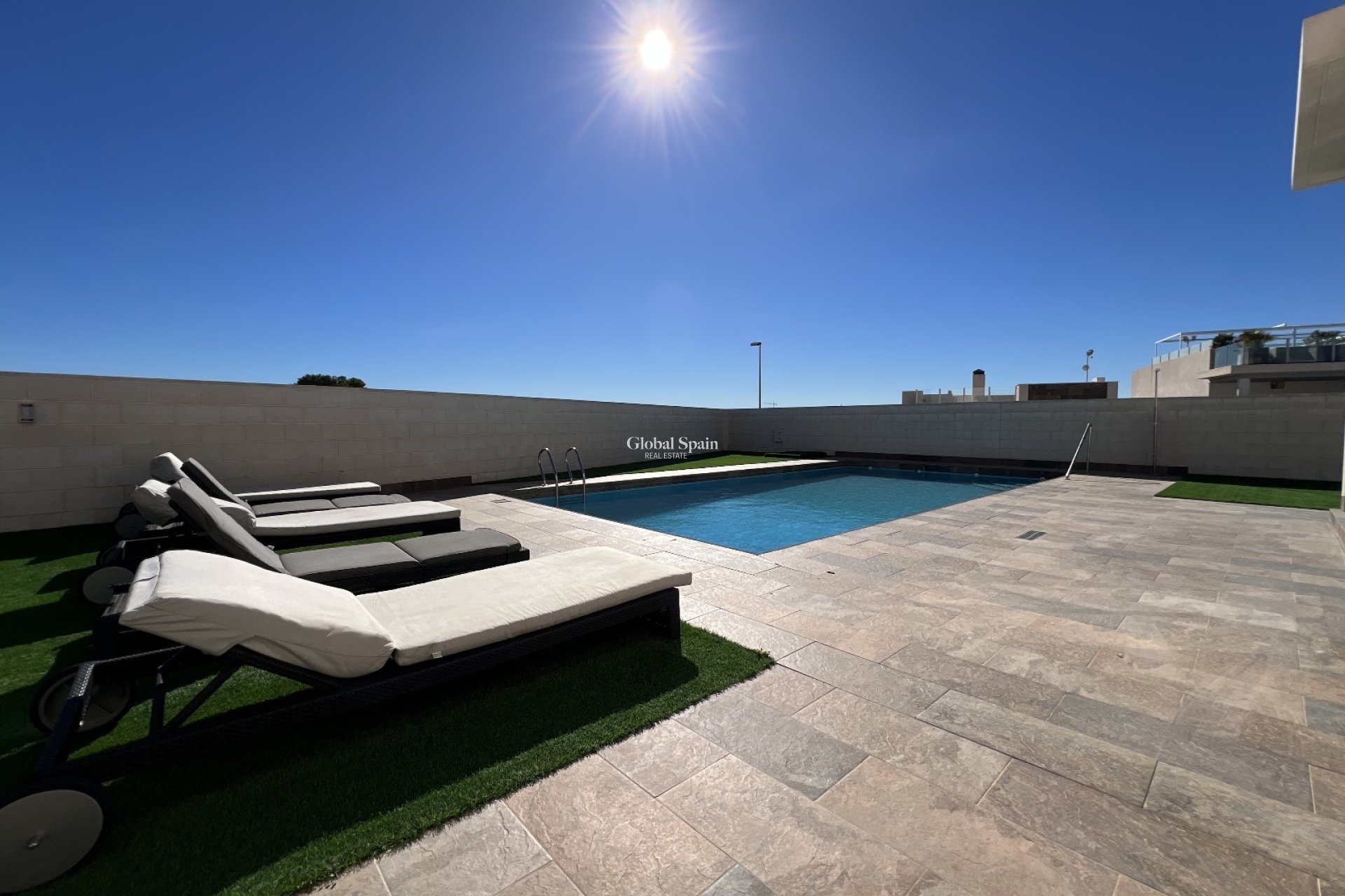 Wederverkoop - VILLA -
ORIHUELA COSTA - Costa Blanca