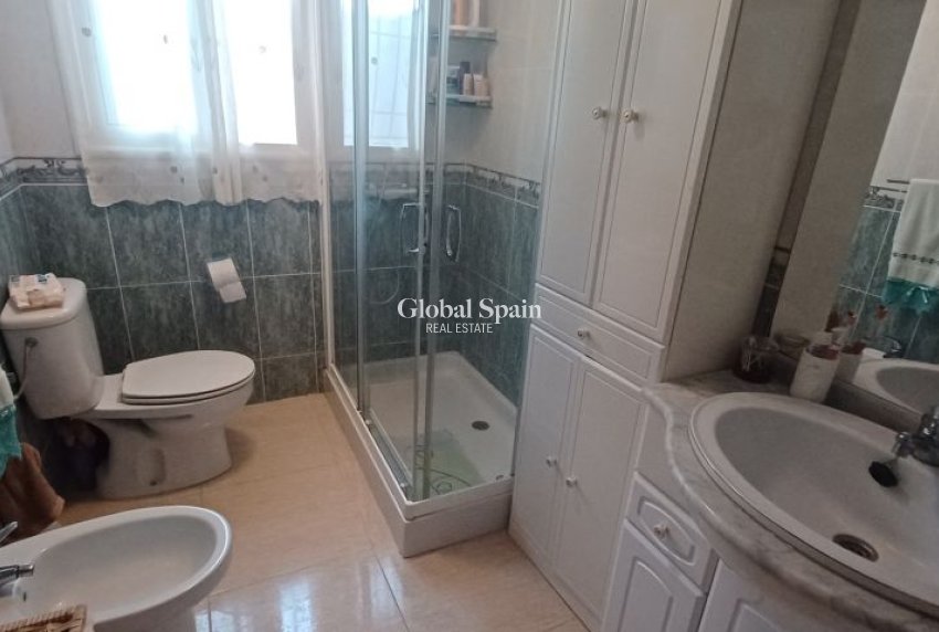 Wederverkoop - VILLA -
ORIHUELA COSTA - Costa Blanca