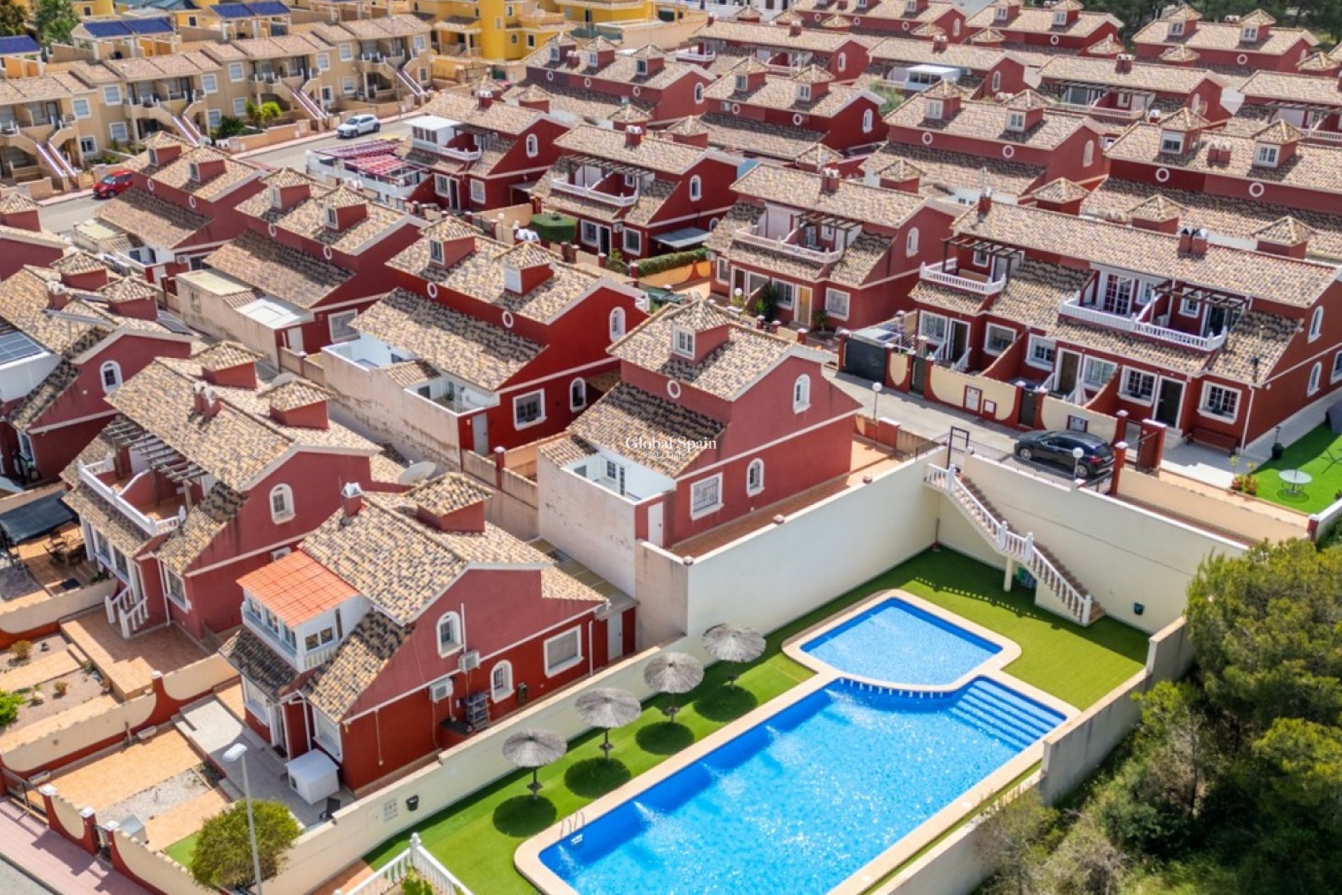 Wederverkoop - VILLA -
ORIHUELA COSTA - Costa Blanca