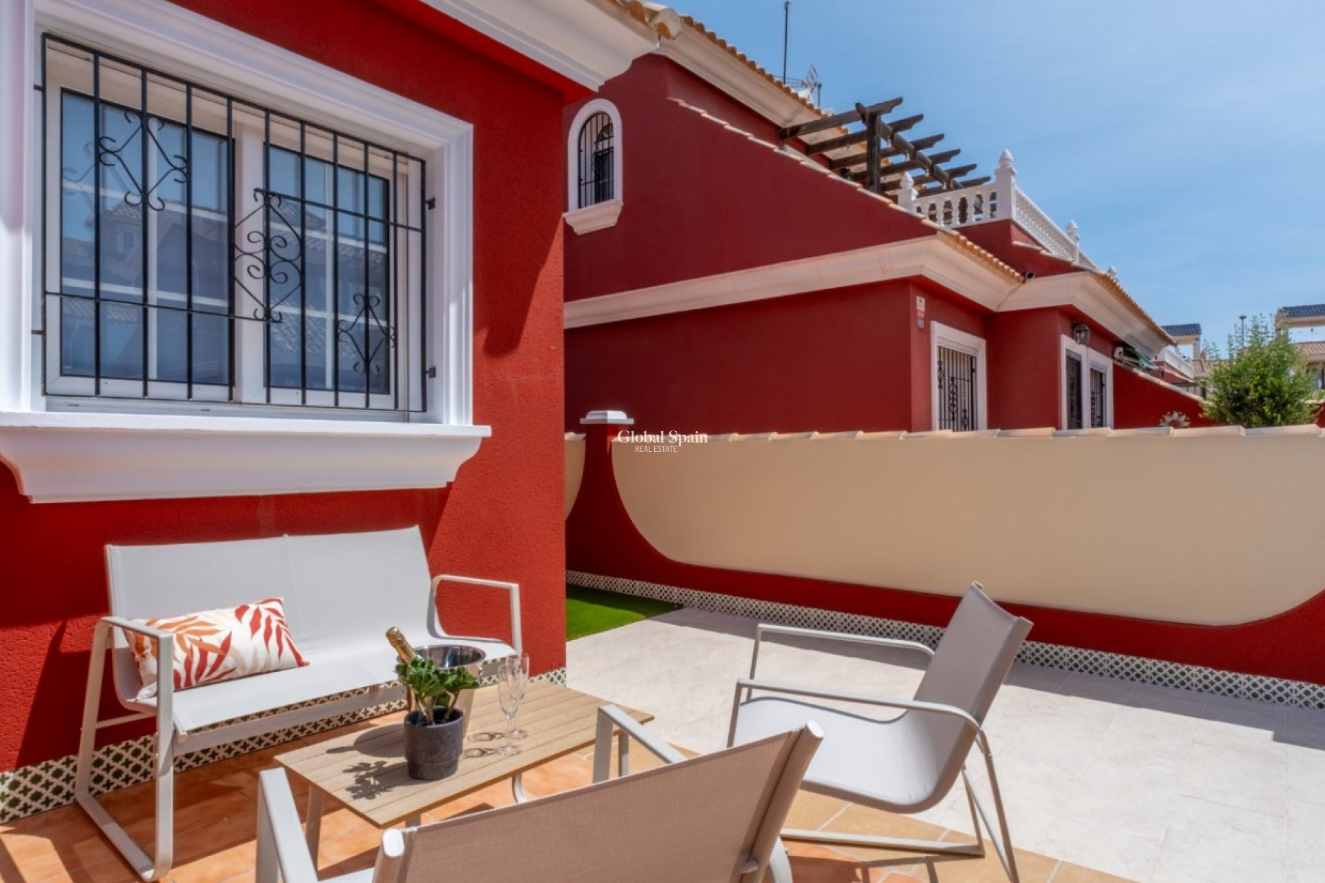 Wederverkoop - VILLA -
ORIHUELA COSTA - Costa Blanca