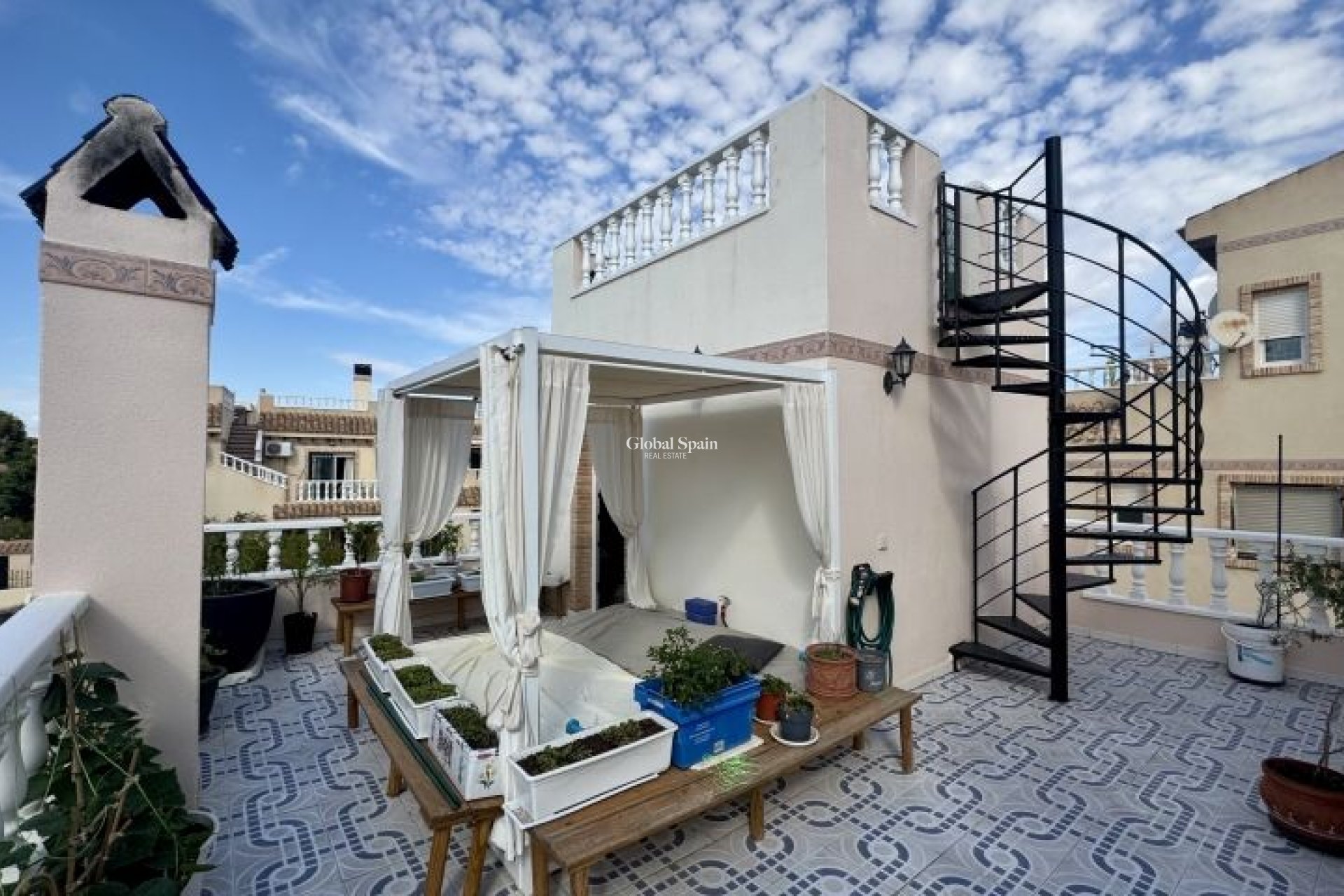 Wederverkoop - VILLA -
ORIHUELA COSTA - Costa Blanca