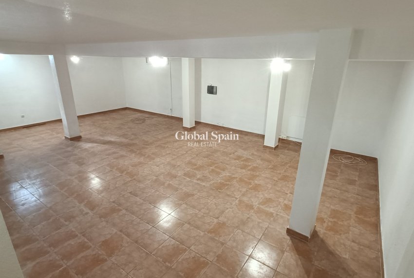 Wederverkoop - VILLA -
ORIHUELA COSTA - Costa Blanca