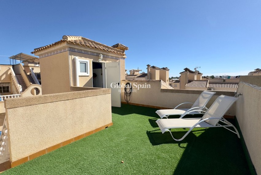 Wederverkoop - VILLA -
ORIHUELA COSTA - Costa Blanca