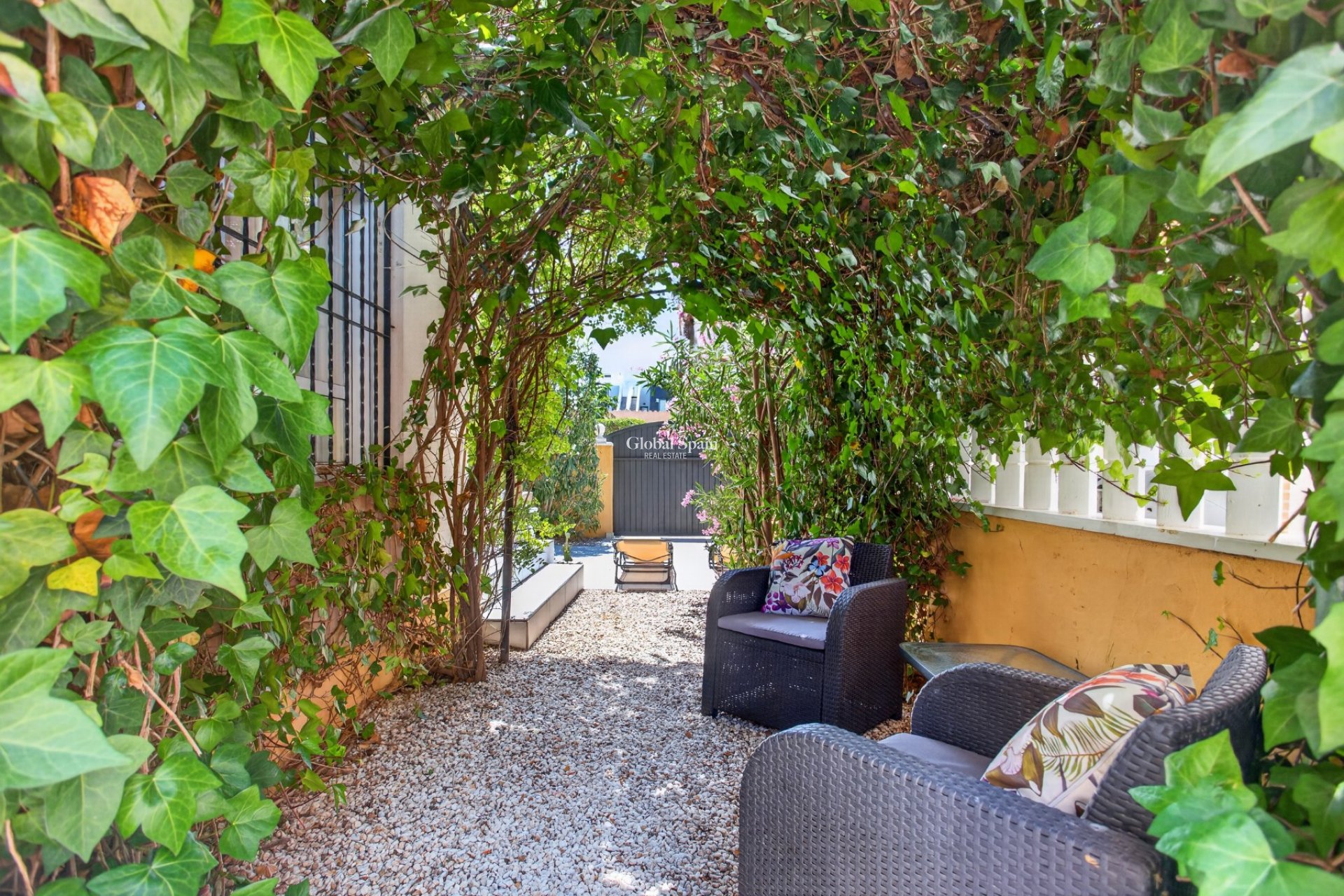 Wederverkoop - VILLA -
ORIHUELA COSTA - Costa Blanca