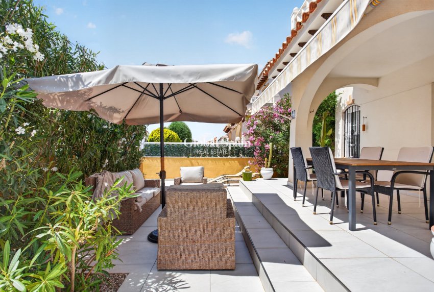 Wederverkoop - VILLA -
ORIHUELA COSTA - Costa Blanca