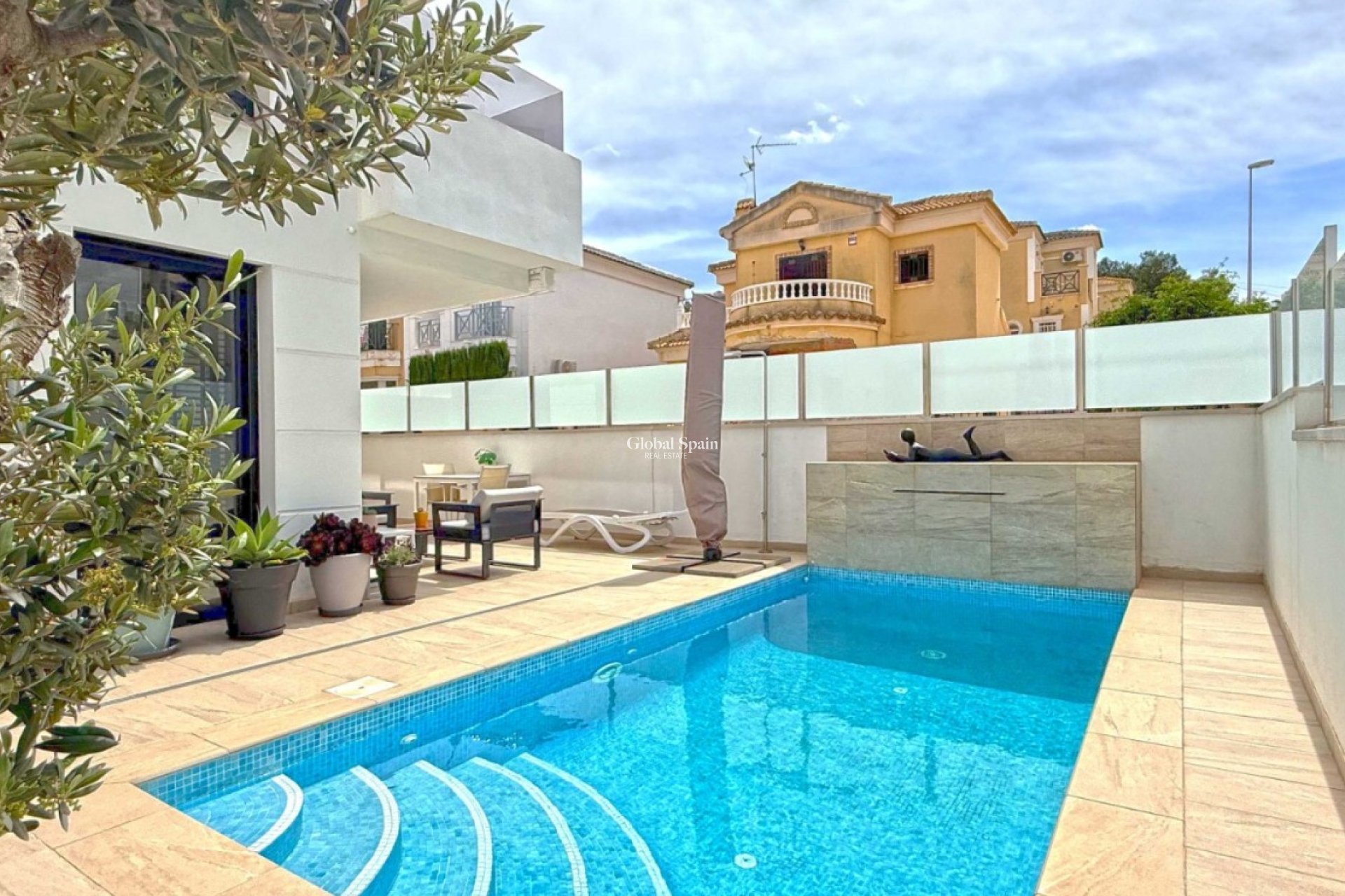 Wederverkoop - VILLA -
ORIHUELA COSTA - Costa Blanca