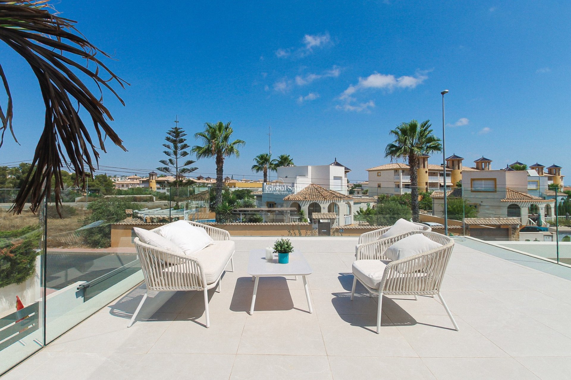 Wederverkoop - VILLA -
ORIHUELA COSTA - Costa Blanca