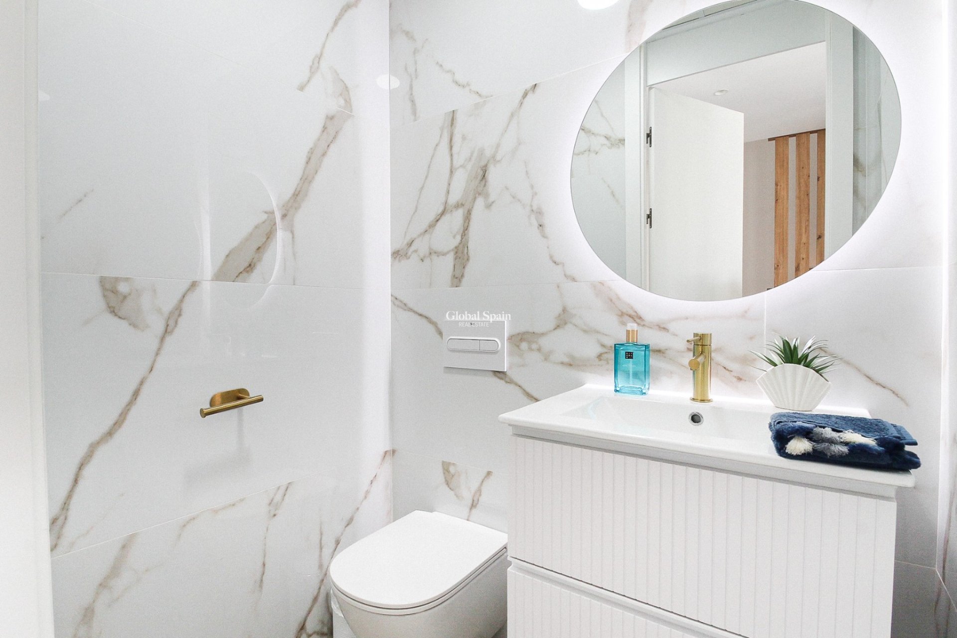 Wederverkoop - VILLA -
ORIHUELA COSTA - Costa Blanca