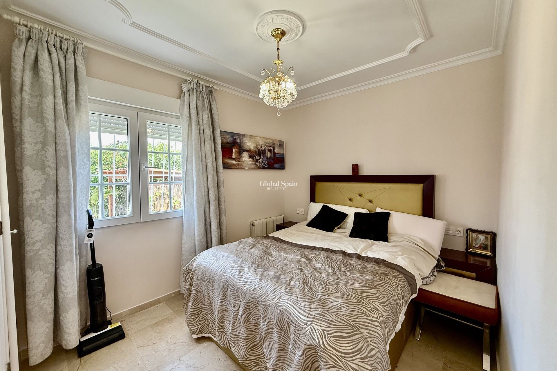 Wederverkoop - VILLA -
ORIHUELA COSTA - Costa Blanca