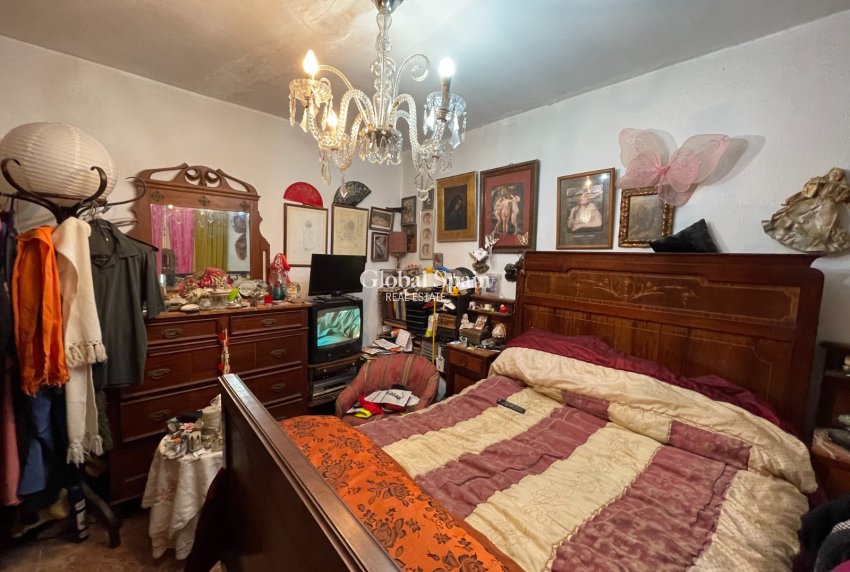 Wederverkoop - VILLA -
ORIHUELA COSTA - Costa Blanca
