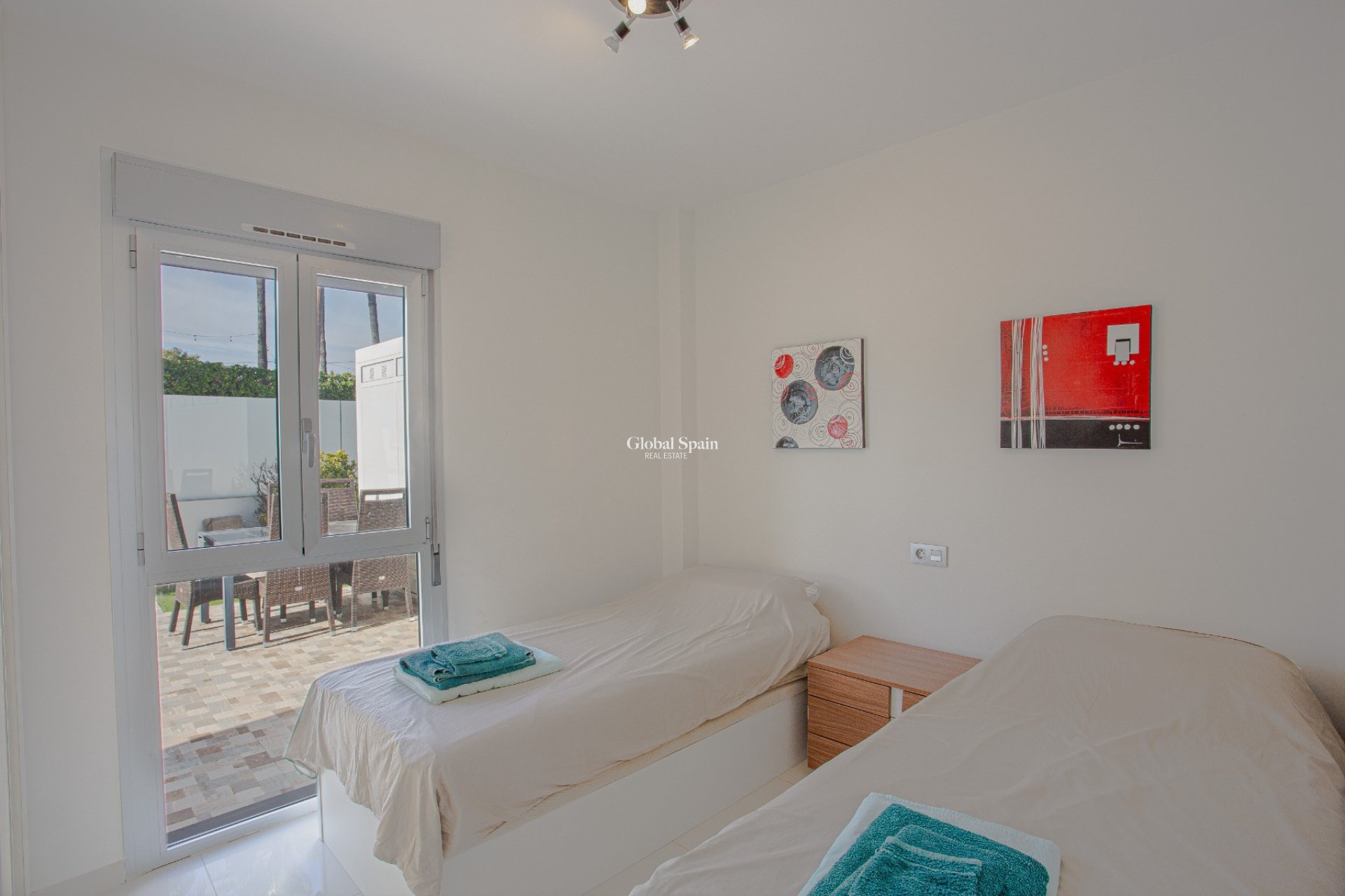 Wederverkoop - VILLA -
ORIHUELA COSTA - Costa Blanca